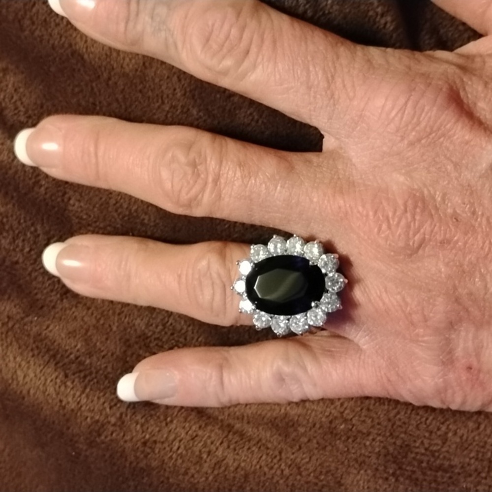 Kenneth Jay Lane Ring - Picture 3 of 3